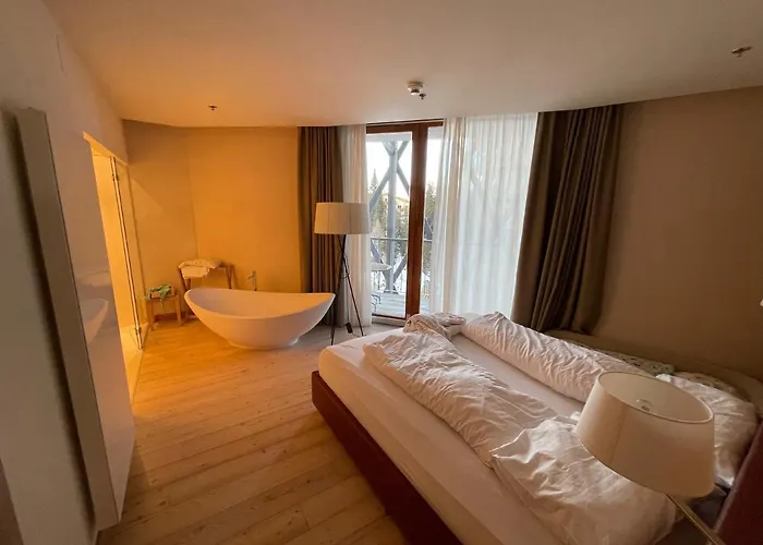 Apartment Large Family Katschberg, Ski-in/o, Sauna, Pool *